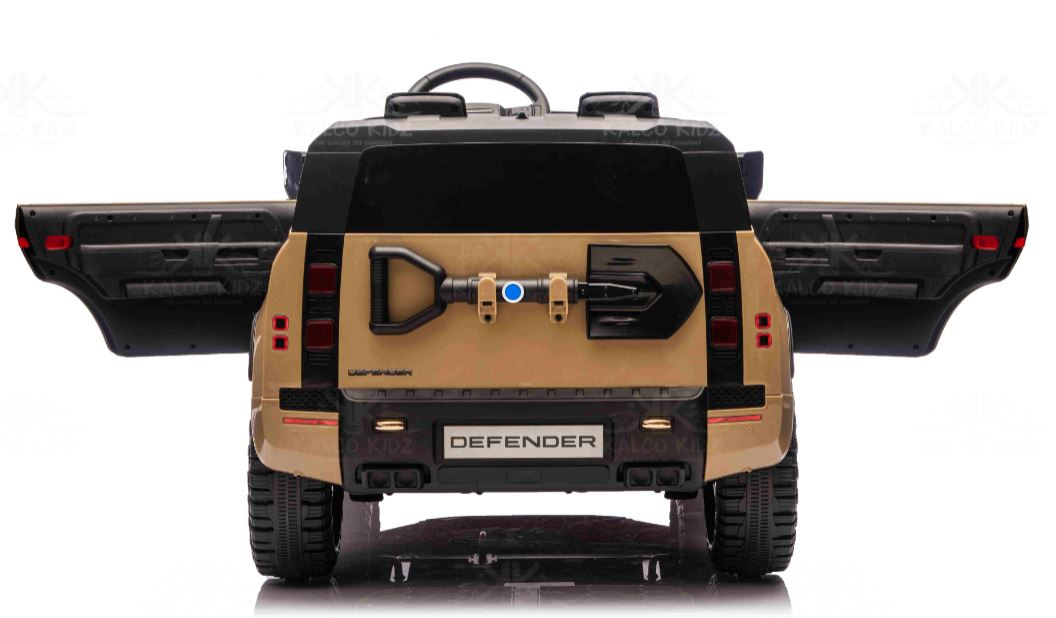 LAND ROVER DEFENDER - OCTA - 24V - 200W -  LEATHER SEAT / EVA - MP3 BLUETOOTH - CHAMPAGNE